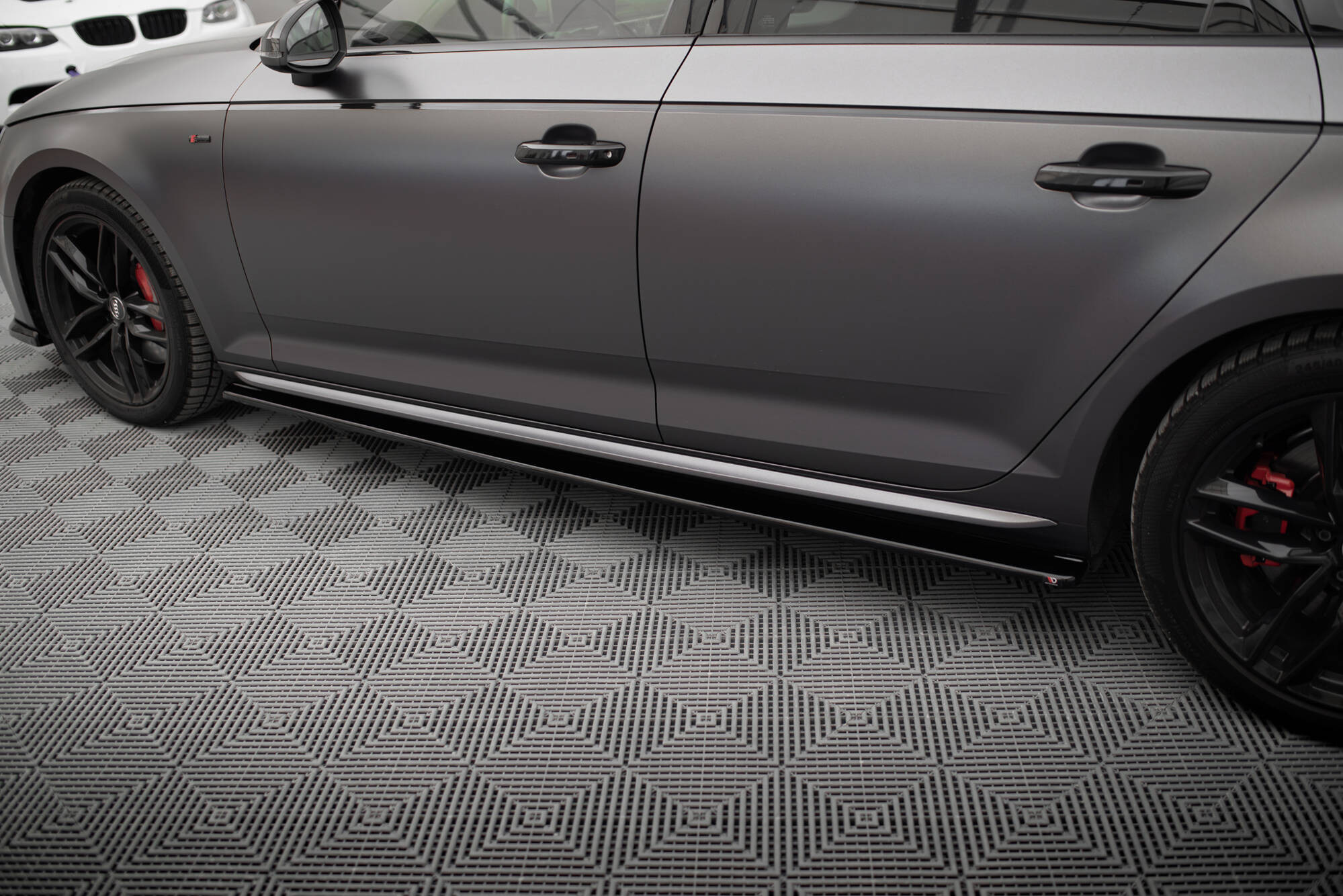 Inox Protezione Paraurti per Audi A4 B9 Avant FL 5 Anni Garanzia Da Inox Protezione Paraurti per Audi A4 B9 Avant FL 5 Anni Garanzia Da